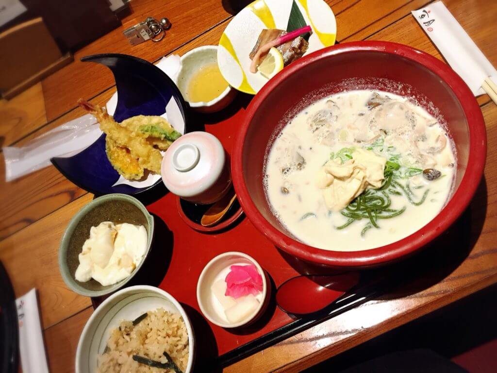 高槻ヘルシー和食 京ごはんとろばた焼京月 で豆乳茶蕎麦ランチ堪能 みんなのじもと