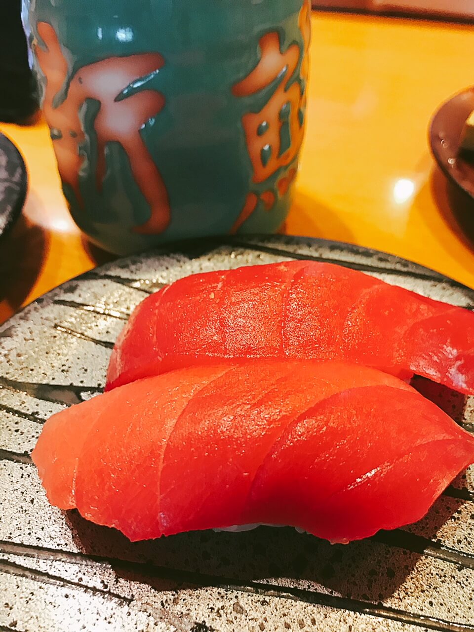 茨木市「廻し鮨新鮮や鮎川店」は回転寿司だけどちょっと豪華なお店
