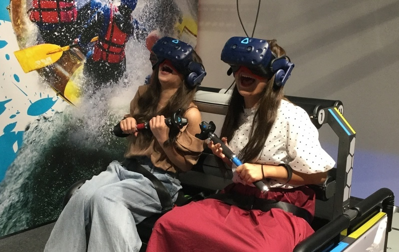 HEPで体験「VR ZONE OSAKA」あなたもドラクエの勇者に