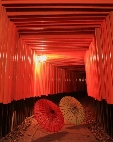 京都「伏見稲荷大社」の朝のウォーキングは厳かな雰囲気が最高です