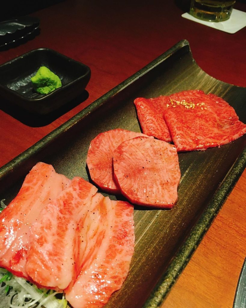 世界一の焼肉 蕃yoroniku 獲物を狙う様な職人の眼と焼きを堪能せよ みんなのじもと