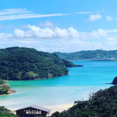 夏のみ行ける壱岐「辰ノ島」はエメラルドグリーンの海輝く無人島