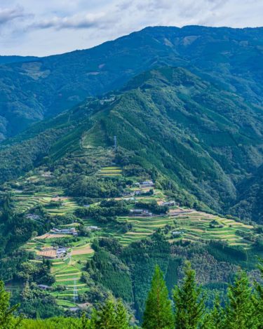 椎葉村「仙人の棚田展望台」は東洋のマチュピチュと呼ばれる絶景